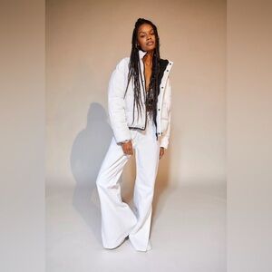 Urban Outfitters '90s Sport Puffer Jacket Y2K